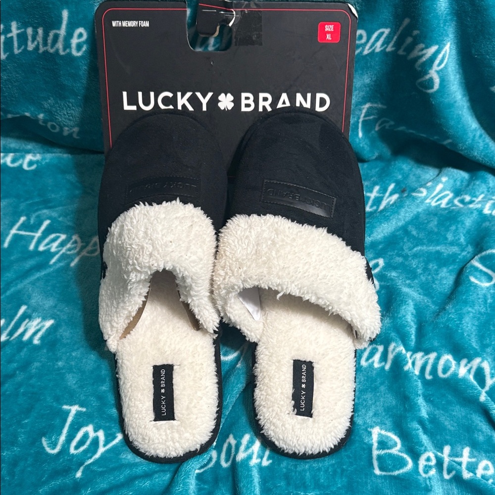 Lucky Brand Black and Cream Memory Foam Slippers